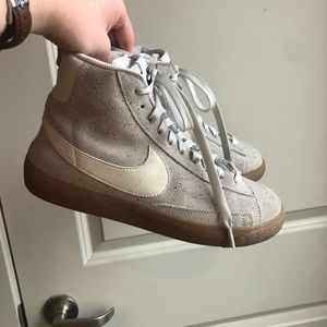 Nike blazer mid 77